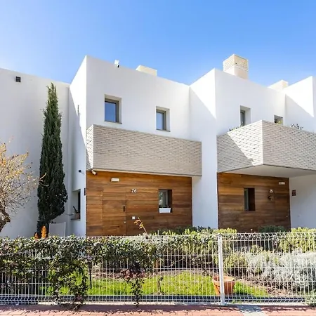 Syl Semi Detached House Btw The Mountains And Sea Malaga
